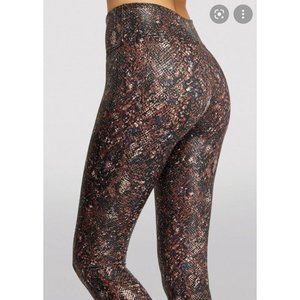 Spanx Faux Leather Snake Shine Leggings Mocha Snake Size Large NWT